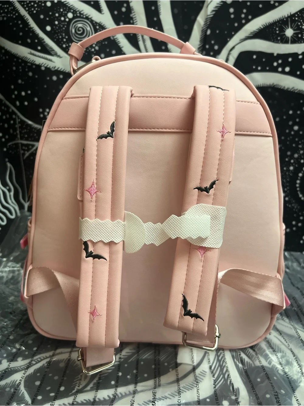 BNWT!! Exclusive! Light Up Her Universe Disney Marie Cat Witch Cauldron Backpack